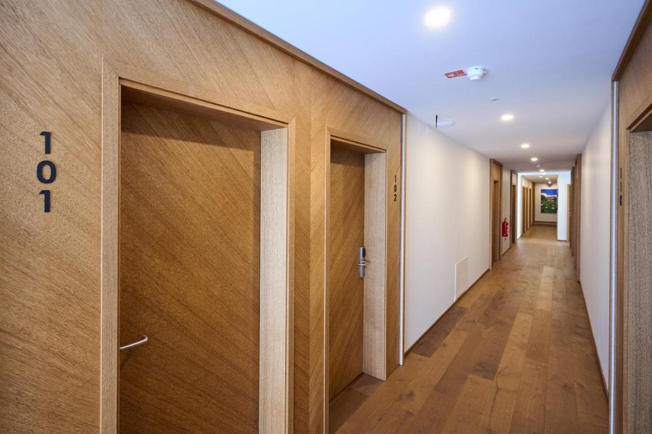 Hisa Ancka, Sencur - 3 Min To The Airport Hotel Ngoại thất bức ảnh