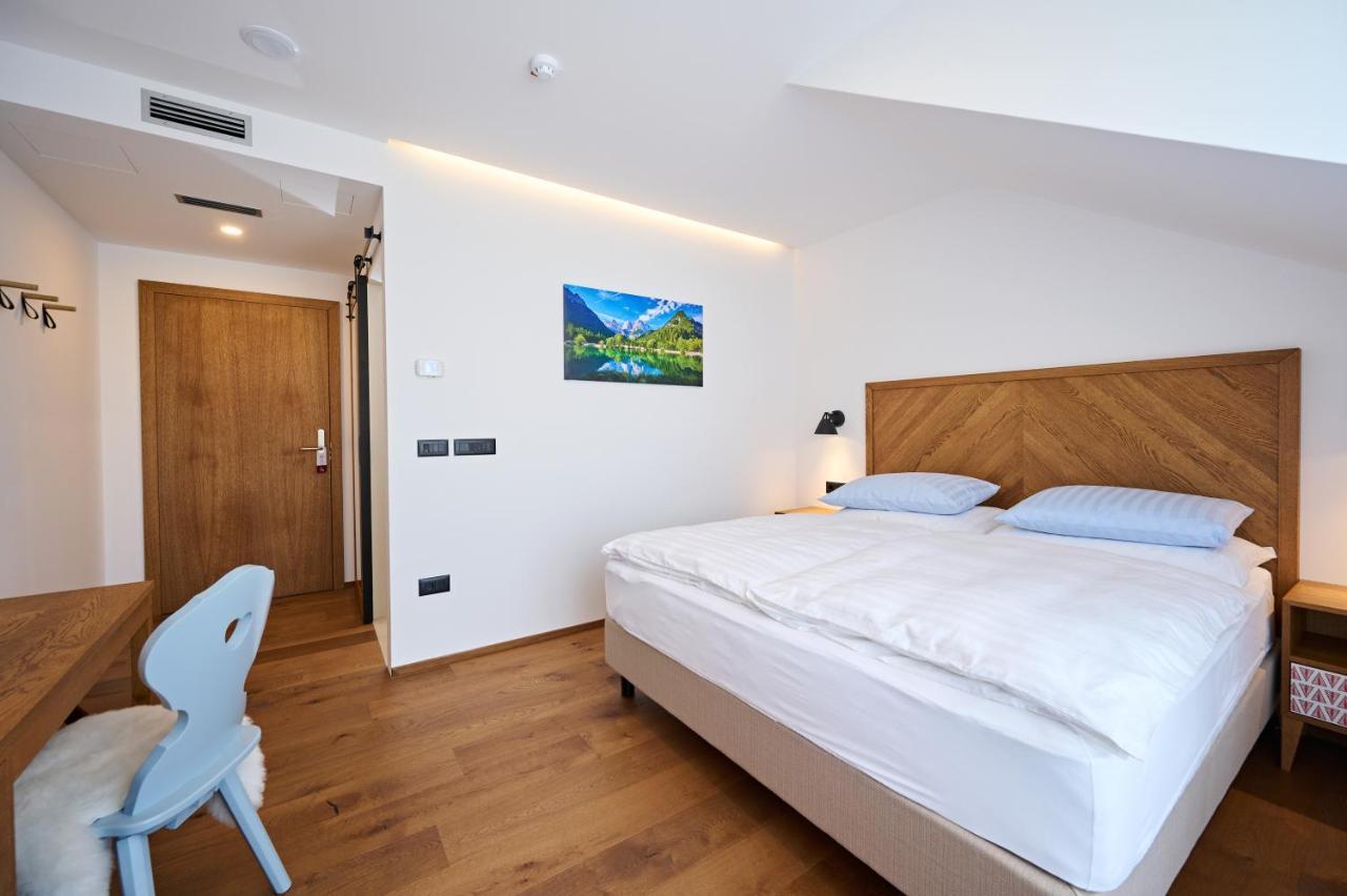 Hisa Ancka, Sencur - 3 Min To The Airport Hotel Ngoại thất bức ảnh