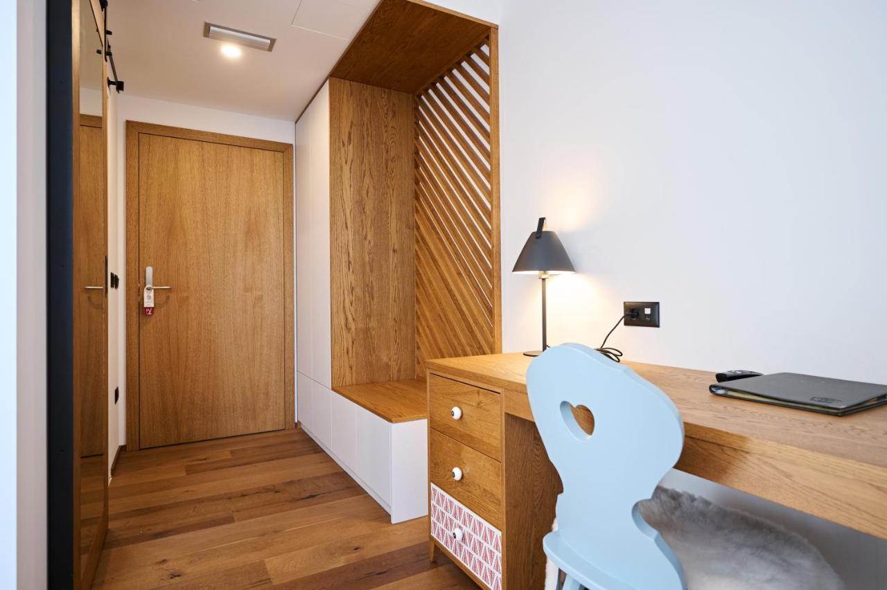 Hisa Ancka, Sencur - 3 Min To The Airport Hotel Ngoại thất bức ảnh